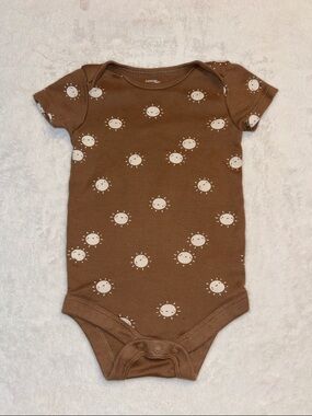 (3 for $10) George Brown Short-Sleeve Bodysuit with White Sun Pattern neutral